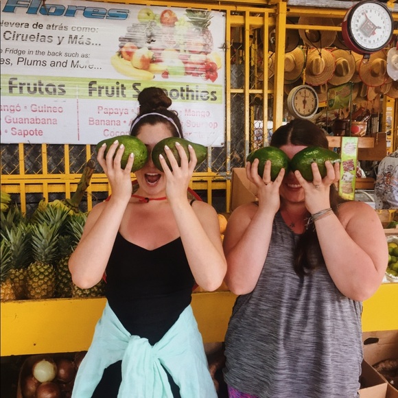 Meet your Posher, Sam! - Picture 2 of 8